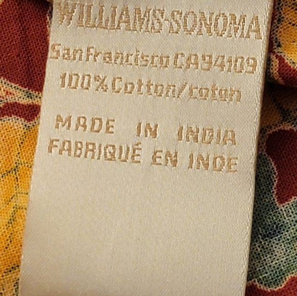 NWOP Williams-Sonoma Provence Tablecloth 70" x 108" - Picture 3 of 4